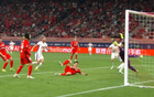 成都3-1勝海港，海港中場失控，蓉城攻勢強(qiáng)。
