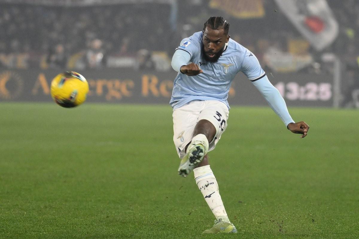 意媒：塔瓦雷斯有望復(fù)出踢國米，但伊薩克森可能因傷缺陣