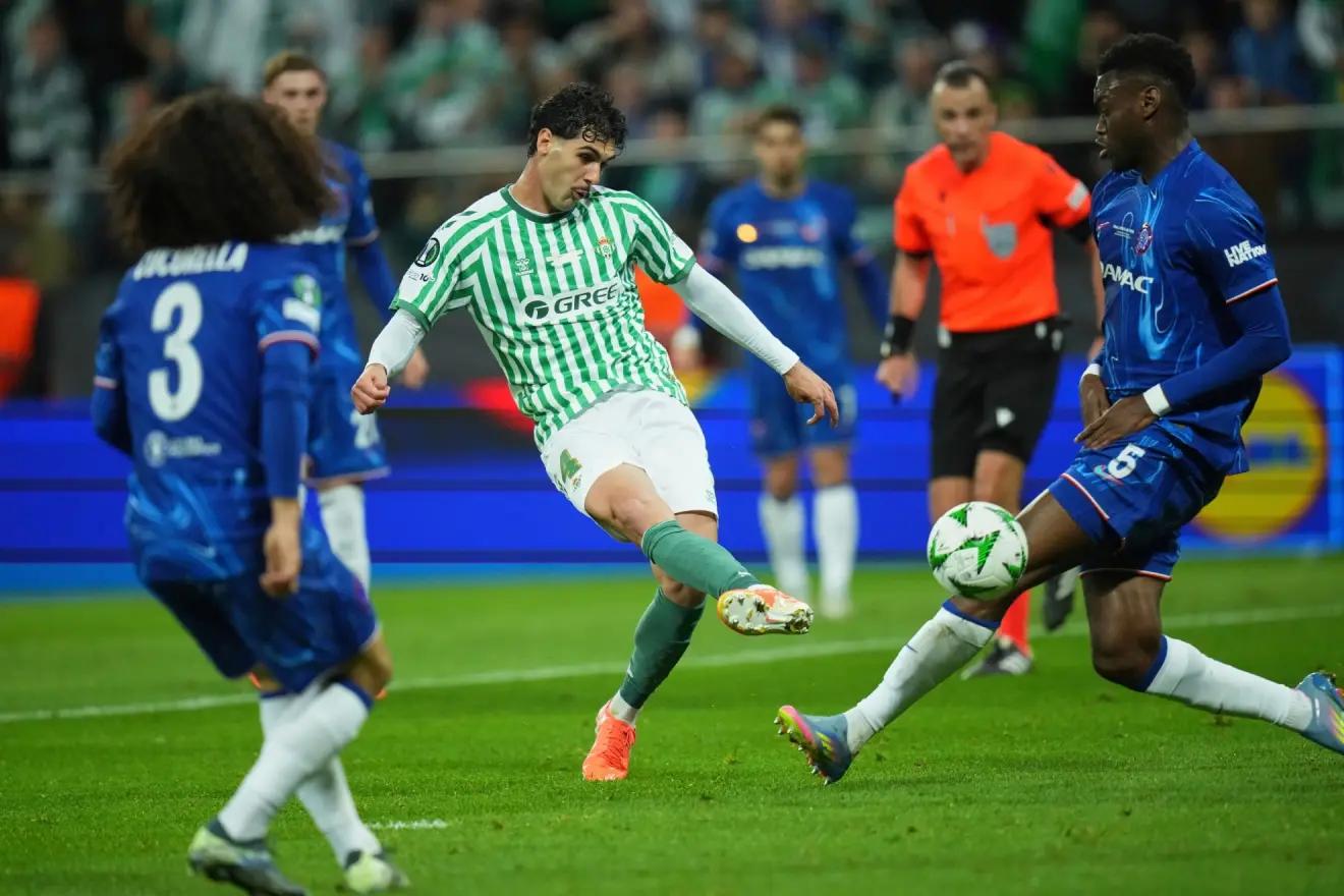 馬卡：熱刺擁有卡多索的優(yōu)先購買權(quán)，但球員已決定加盟馬競