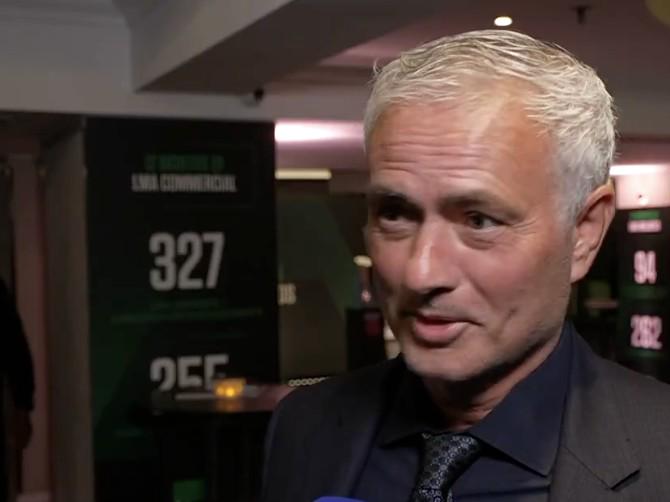 穆帥開玩笑：國米的三冠王屬于我，我不希望他們再次達成