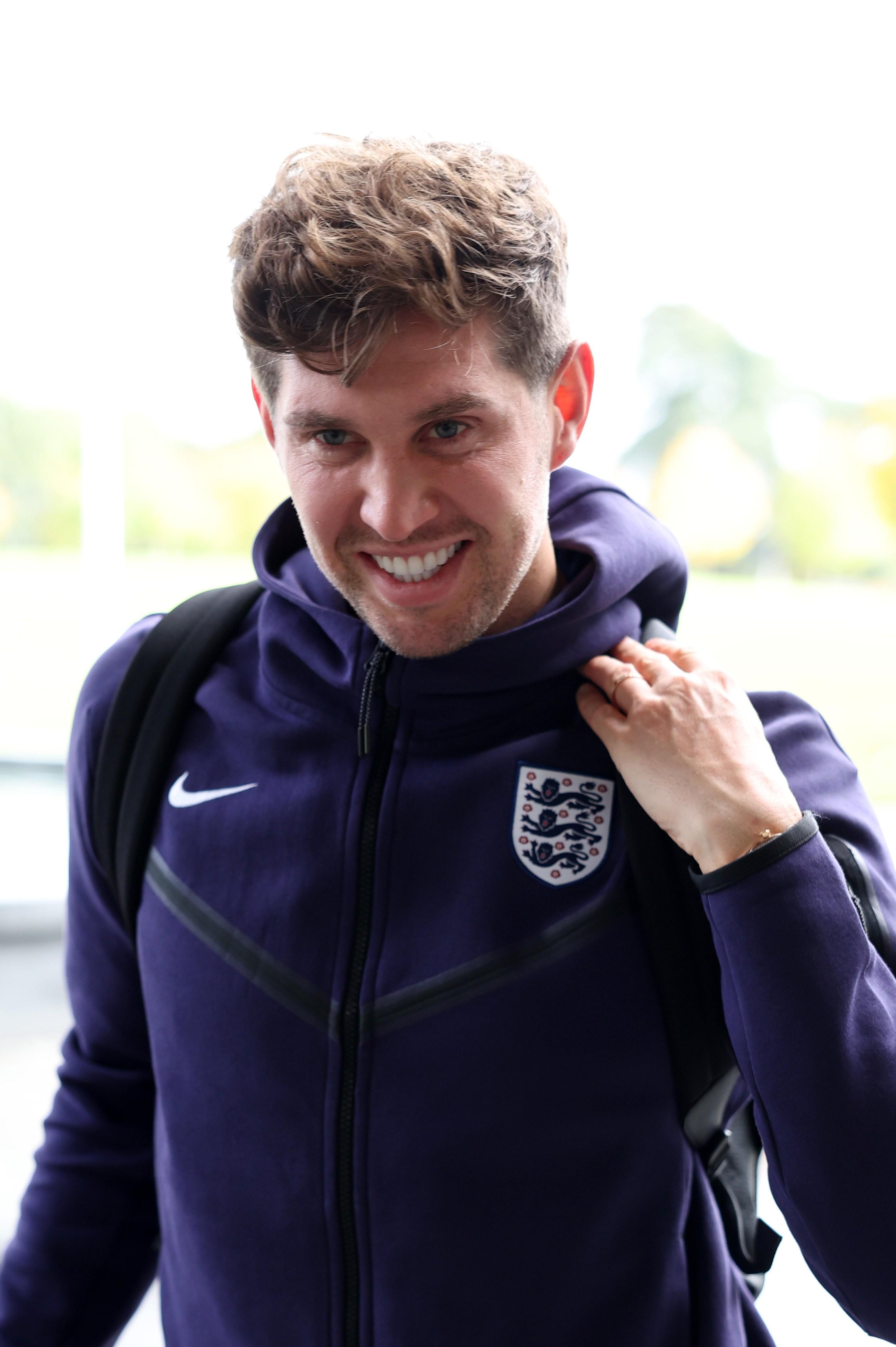 官方：斯通斯將加入英格蘭訓練營并在訓練營內康復