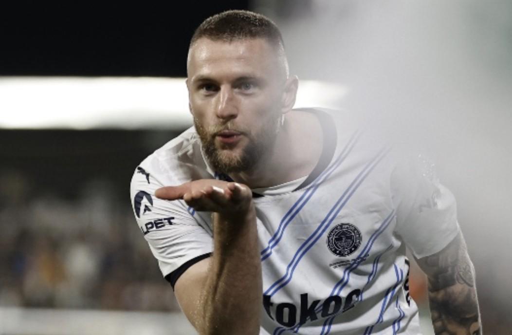 土媒：費內(nèi)巴切想買斷什克，PSG希望得到2000萬歐元轉(zhuǎn)會費