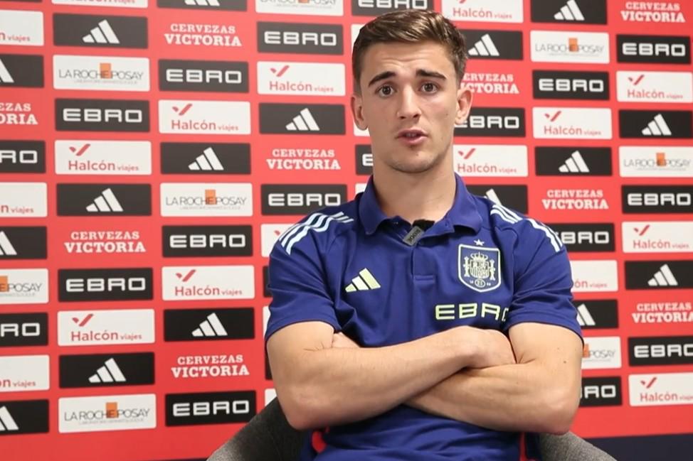 加維：真希望布斯克茨還在隊里；希望亞馬爾或登貝萊能拿金球