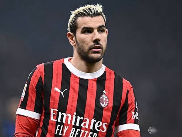 記者：特奧一直想與米蘭續(xù)約，他已做好留隊(duì)至合同期滿的準(zhǔn)備