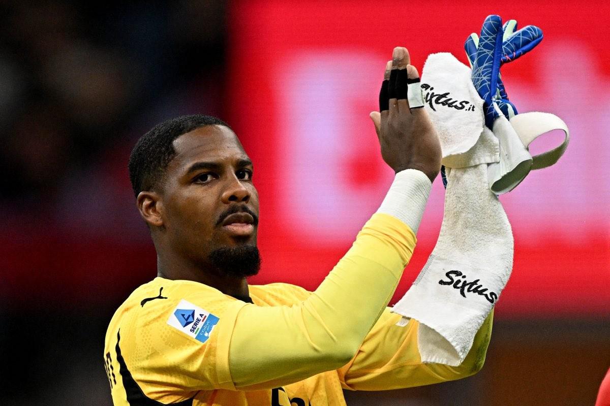 記者：切爾西仍在與米蘭談判，試圖壓低邁尼昂的轉(zhuǎn)會費