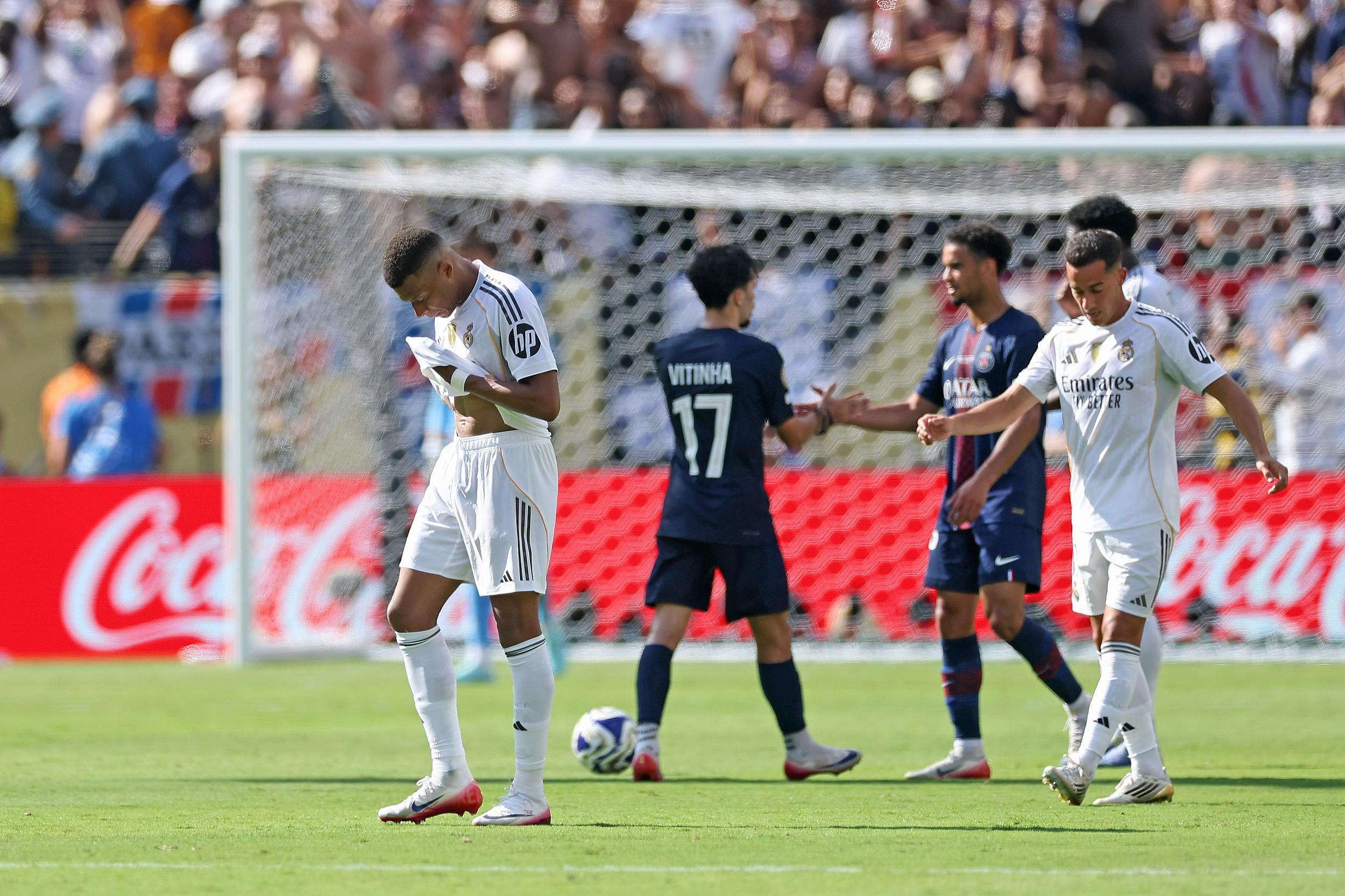 0-4負(fù)巴黎，皇馬追平21世紀(jì)對(duì)陣國外球隊(duì)的最大比分失利